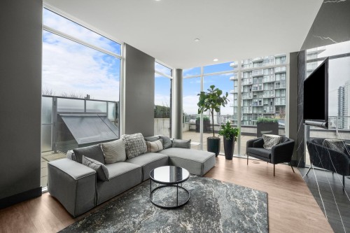 320-3538 Sawmill Crescent, Vancouver, BC 