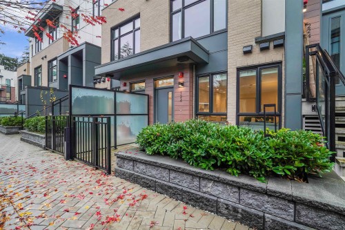 124-2035 Glenaire Drive, North Vancouver, BC 