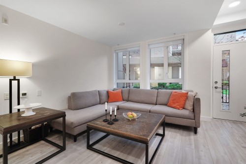 124-2035 Glenaire Drive, North Vancouver, BC 