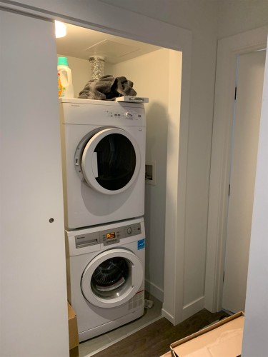 2512-988 Quayside Drive, New Westminster, BC 