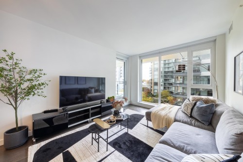 902-3331 No. 3 Road, Richmond, BC 