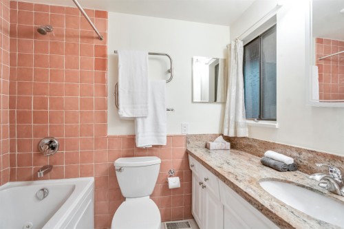 4262 Yuculta Crescent, Vancouver, BC 