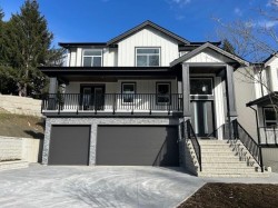 11030 241a Street  Maple Ridge, BC V2W 0K5
