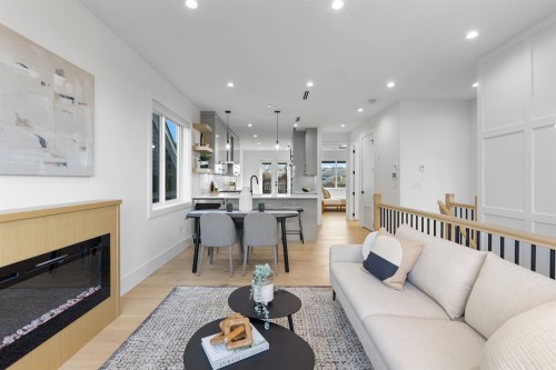 5304 Fraser Street, Vancouver, BC 