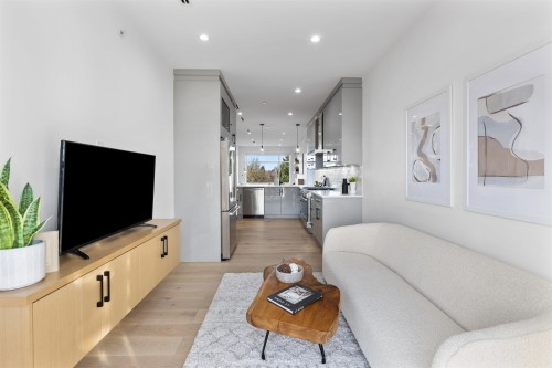 5304 Fraser Street, Vancouver, BC 