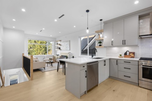 5304 Fraser Street, Vancouver, BC 