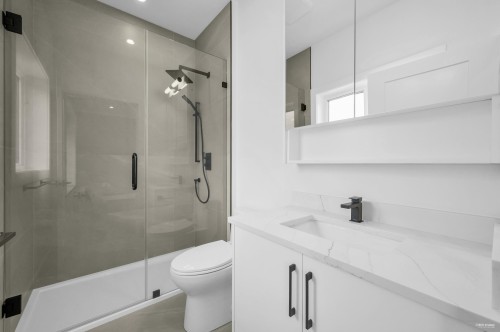 3673 48Th Avenue E, Vancouver, BC 