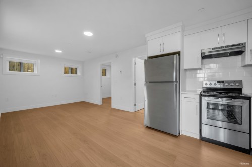 3673 48Th Avenue E, Vancouver, BC 