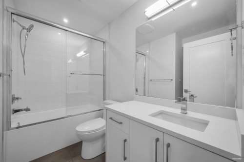 3673 48Th Avenue E, Vancouver, BC 