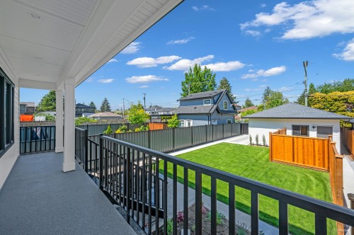 3673 48Th Avenue E, Vancouver, BC 