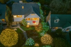 3260 Travers Avenue  West Vancouver, BC V7V 1G5