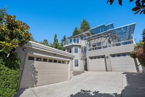 8419 Mcgregor Avenue, Burnaby, BC 