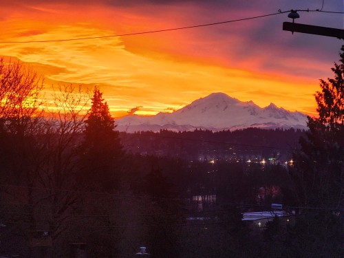 8419 Mcgregor Avenue, Burnaby, BC 