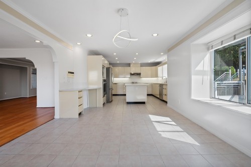 8419 Mcgregor Avenue, Burnaby, BC 