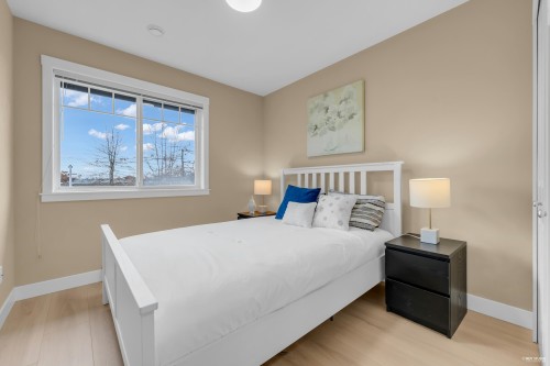 16-11393 Steveston Highway, Richmond, BC 