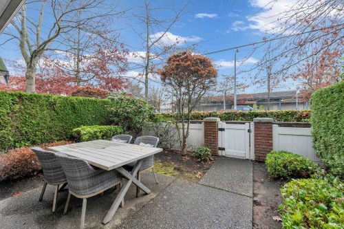 16-11393 Steveston Highway, Richmond, BC 