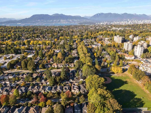 2-2626 41St Avenue W, Vancouver, BC 