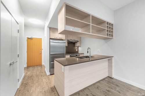 1813-6188 No. 3 Road, Richmond, BC 