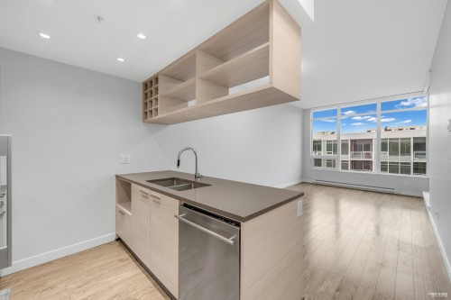 1813-6188 No. 3 Road, Richmond, BC 