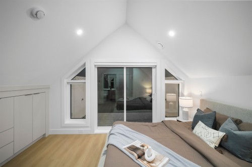 1-3623 Triumph Street, Vancouver, BC 