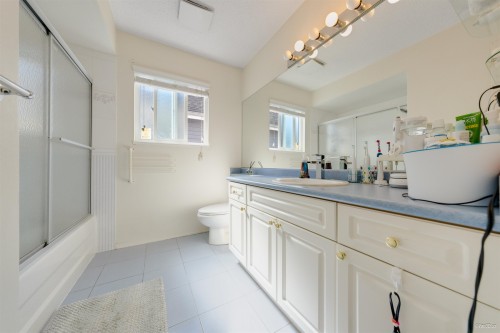 8366 Dayton Court, Richmond, BC 