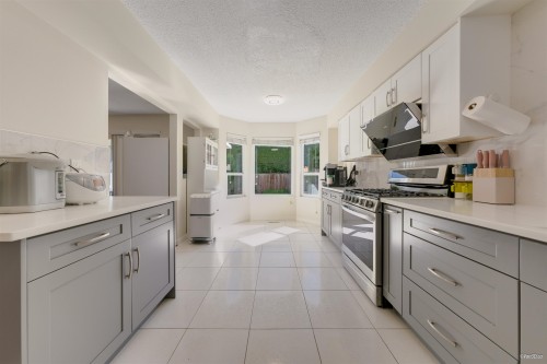 8366 Dayton Court, Richmond, BC 