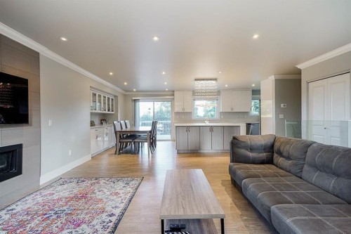 2245 Marshall Avenue, Port Coquitlam, BC 