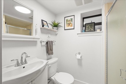 2029 Graveley Street, Vancouver, BC 