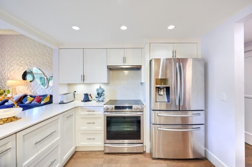 2873 Capilano Road, North Vancouver, BC 