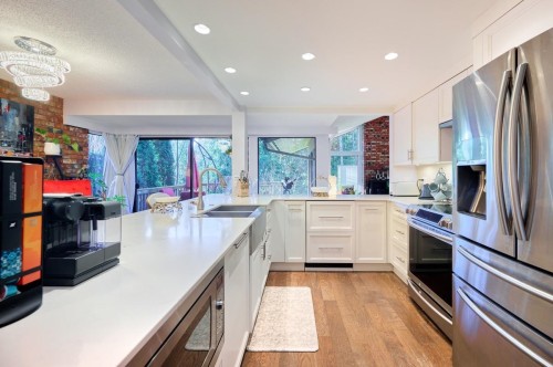 2873 Capilano Road, North Vancouver, BC 