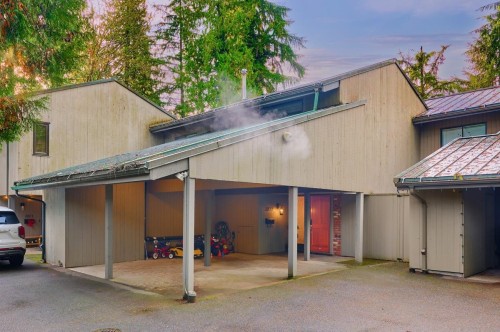 2873 Capilano Road, North Vancouver, BC 