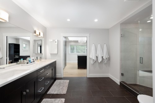 2678 Ailsa Crescent, North Vancouver, BC 