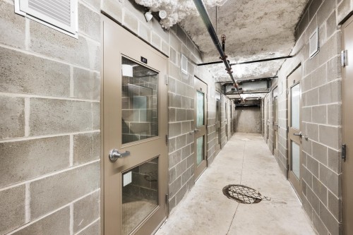 301-2632 Library Lane, North Vancouver, BC 