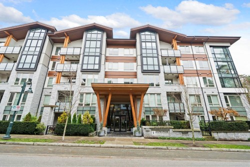 301-2632 Library Lane, North Vancouver, BC 