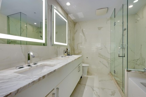 501-185 Victory Ship Way, North Vancouver, BC 