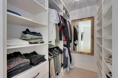 501-185 Victory Ship Way, North Vancouver, BC 