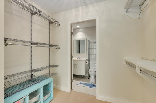 501-185 Victory Ship Way, North Vancouver, BC 