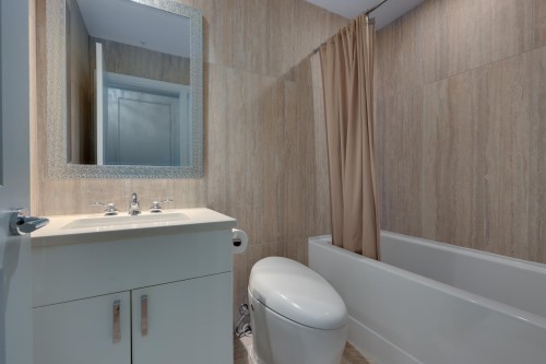 501-185 Victory Ship Way, North Vancouver, BC 