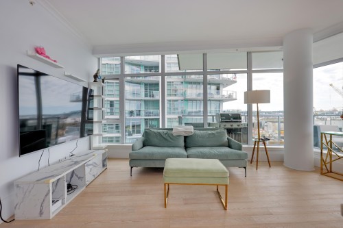 501-185 Victory Ship Way, North Vancouver, BC 