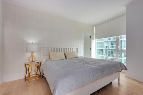 501-185 Victory Ship Way, North Vancouver, BC 