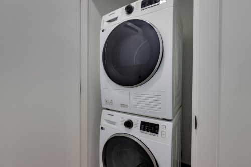 564-422 3Rd Street E, North Vancouver, BC 