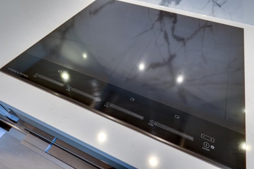 564-422 3Rd Street E, North Vancouver, BC 