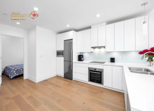 105-1591 Bowser Avenue, North Vancouver, BC 