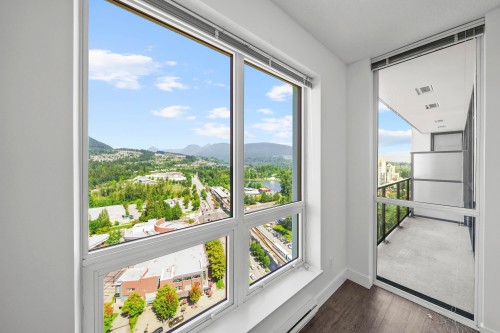 2808-3007 Glen Drive, Coquitlam, BC 