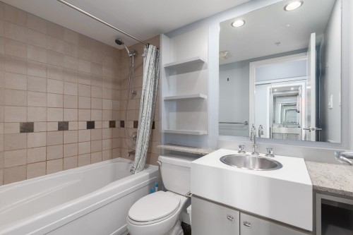 2706-1438 Richards Street, Vancouver, BC 