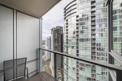 2706-1438 Richards Street, Vancouver, BC 