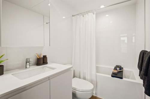 1904-3888 Evergreen Place, Burnaby, BC 