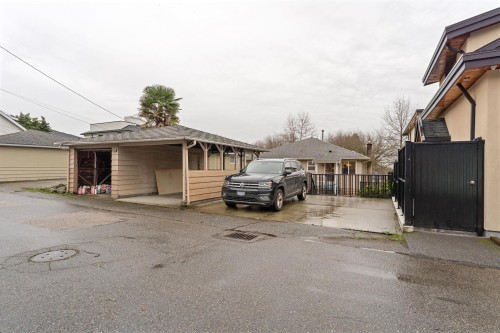 1521 64Th Avenue E, Vancouver, BC 