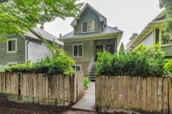 1836 1st Avenue E Vancouver, BC V5N 1B1