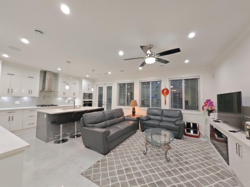 450 Wilson Street, New Westminster, BC 